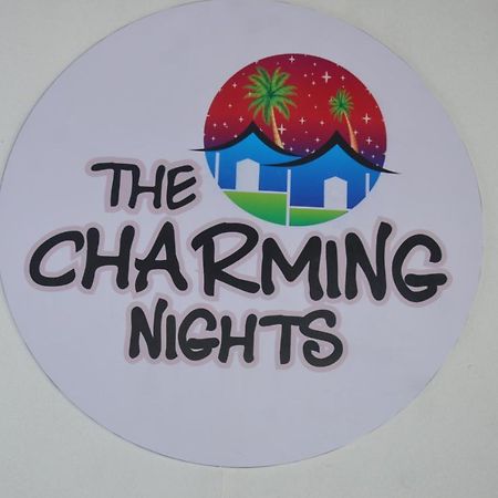 帕罗林 The Charming Nights酒店 外观 照片